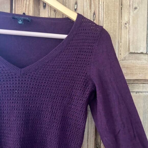 The Limited Small Textured Purple Merino Wool Blend V-Neck Sweater - Picture 2 of 8